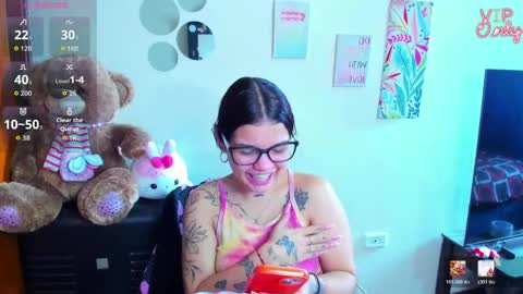 emma_boo_ online show from May 21, 4:57 pm