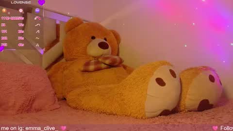  Emma  online show from December 14, 2:29 am