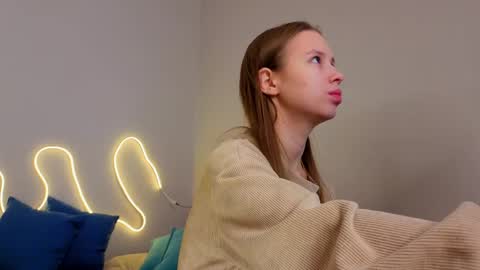 Emma online show from April 2, 1:46 am