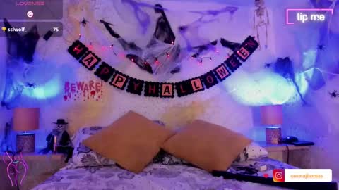 emma_jhoons online show from October 6, 11:39 am