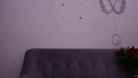 emma_johnson_ online show from February 13, 2:15 am