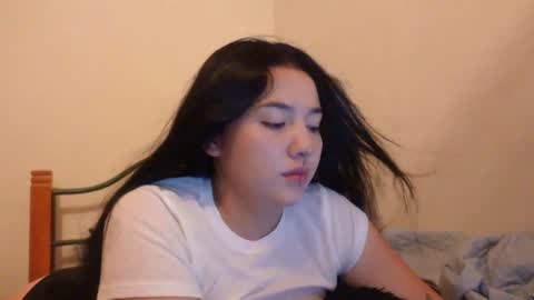 Snapshot of emma_johnson_ chatting on October 10, 3:56 am emma_johnson_ online show from October 10, 3:56 am