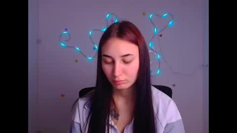 Emma online show from March 3, 9:37 pm