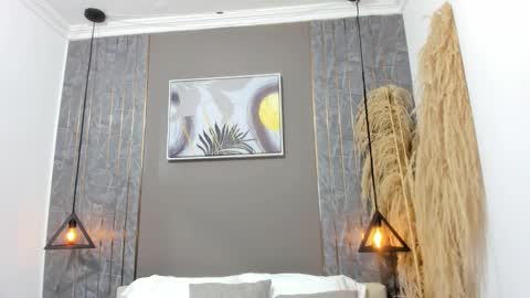 Emma online show from February 5, 11:25 am