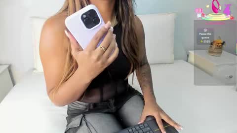 Emma Morgann online show from September 18, 11:36 am