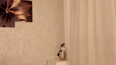 Emma Morgann online show from February 22, 2:41 pm