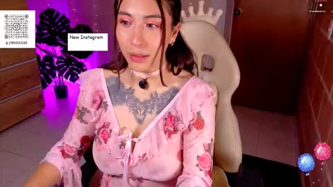 Emma Rouse Independent Model online show from March 4, 5:15 am