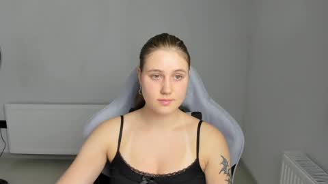 Emma online show from July 11, 11:57 am