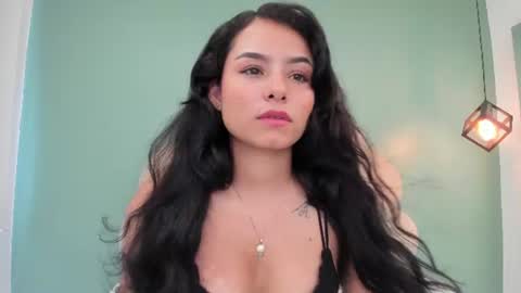 emma online show from June 24, 6:04 pm