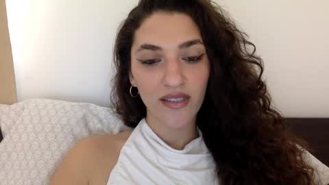 Emma online show from January 30, 5:17 pm