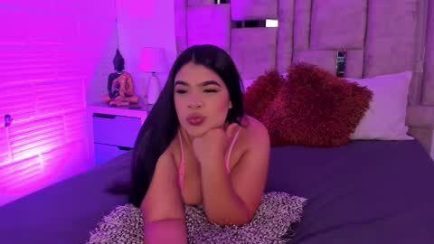 emma becket online show from November 8, 4:37 am