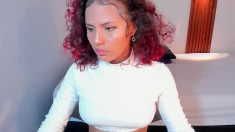 emmacole5 online show from February 28, 5:00 am