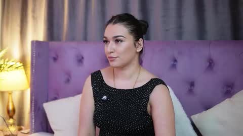  Emma  online show from January 31, 7:11 pm