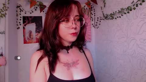 Emma online show from October 12, 8:29 am