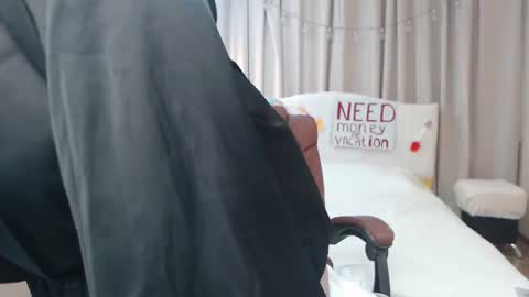 emmaellison924117 online show from May 23, 6:31 am
