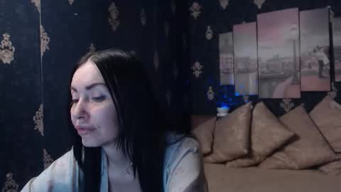 EmmaGoldX online show from February 1, 7:49 am