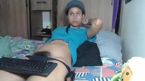 emmasweet95 online show from December 5, 5:54 am