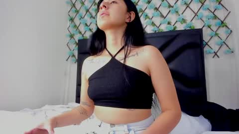  Emma  online show from April 15, 11:57 am