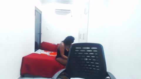 Emmy Lilly and Sam online show from December 10, 6:49 pm