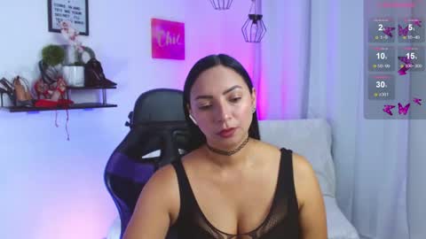 Emmi Cam online show from May 20, 1:28 pm