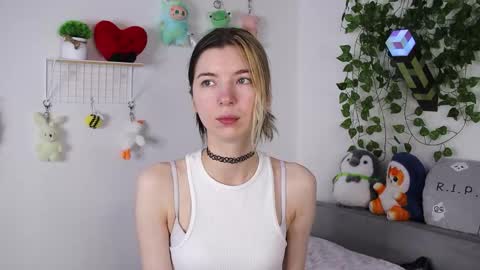 emmie_everly online show from November 14, 11:56 am