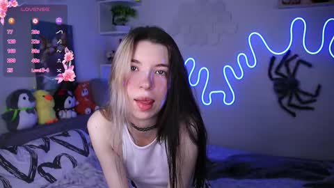 emmie_everly online show from February 13, 11:57 am