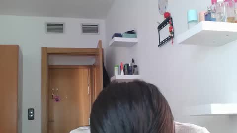 emmie online show from October 27, 8:47 am