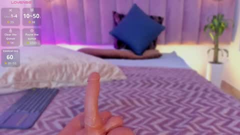 Emmiily online show from May 8, 10:26 pm