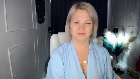 emmmam online show from May 7, 11:28 am