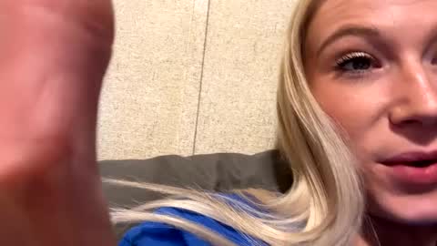 emmwarr1514 online show from February 17, 7:01 pm