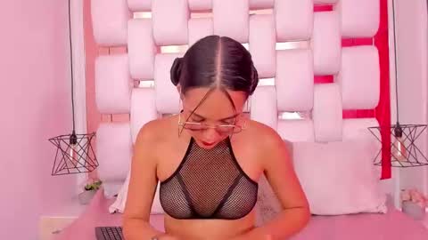 emmy online show from November 25, 7:45 pm