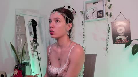 Emperatriz online show from January 20, 7:04 pm