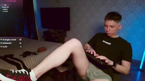 emveeboy96 online show from May 16, 6:32 am