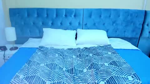 emy_rosse__ online show from February 13, 2:09 pm