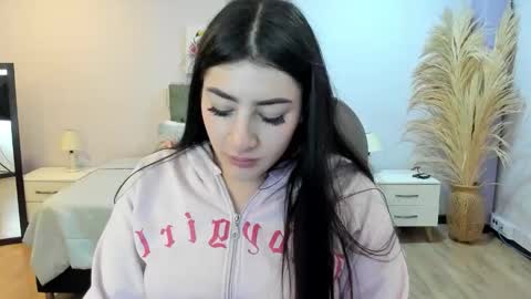 emy_rosse__ online show from September 13, 2:58 am