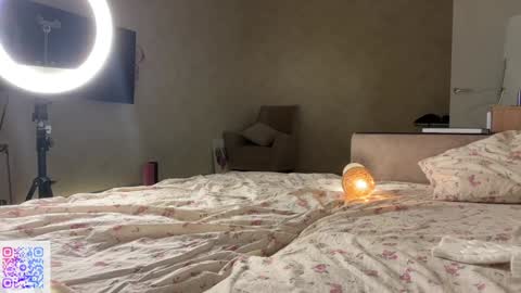 Mia online show from September 16, 12:12 am