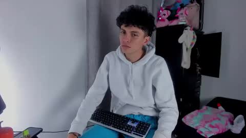 Salo online show from March 31, 6:41 pm