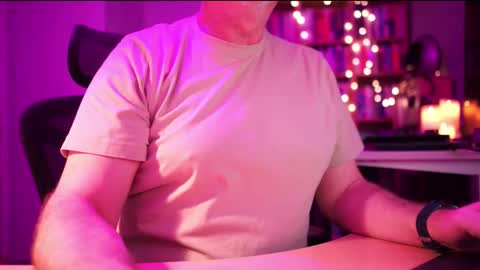 uk online show from December 4, 12:21 am