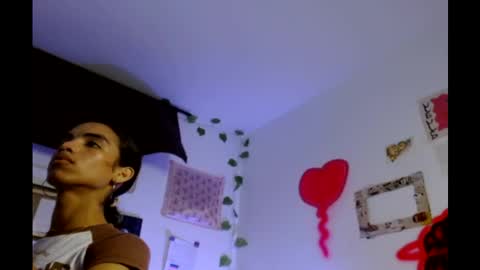 engel20042001 online show from November 10, 10:56 pm