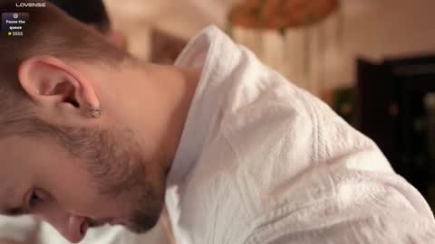 Johnny online show from October 16, 3:44 pm