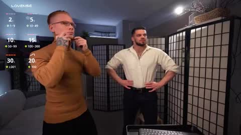 Johnny online show from October 1, 4:39 pm