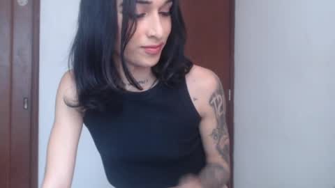 ennjoybaby_ online show from April 15, 1:25 pm