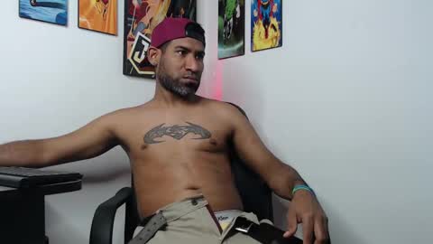 enriblack92 online show from January 19, 1:32 am