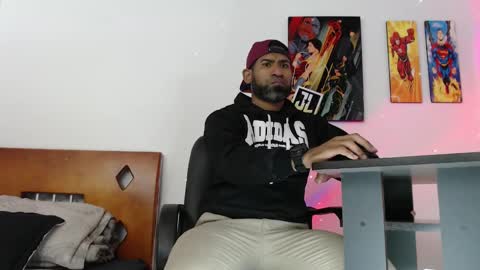 enriblack92 online show from December 30, 12:22 am