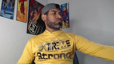 enriblack92 online show from January 26, 2:03 am