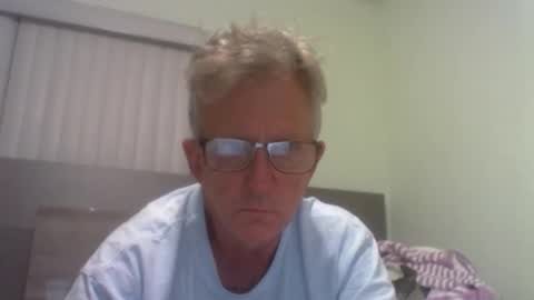 Enrique online show from February 18, 2:22 am