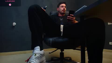 EnzoRace online show from October 27, 5:51 am