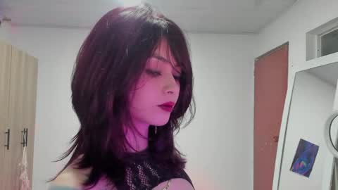 Leyla online show from May 23, 1:01 am