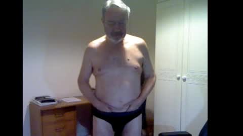 erasmus_d online show from February 9, 6:32 pm