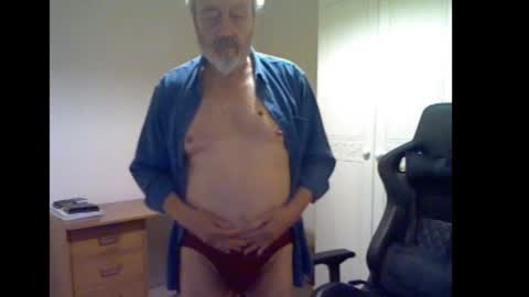 Snapshot of erasmus_d chatting on October 20, 5:29 pm erasmus_d online show from October 20, 5:29 pm